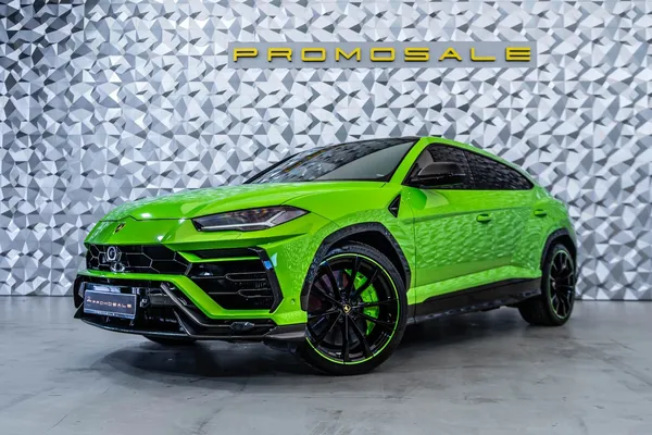 Lamborghini - Urus Verde Mantis* Carbon* B&O