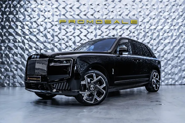 Rolls-Royce  -  Cullinan Black Badge Series II
